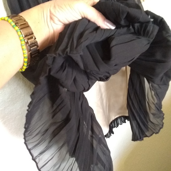 Dress - Picture 4 of 5